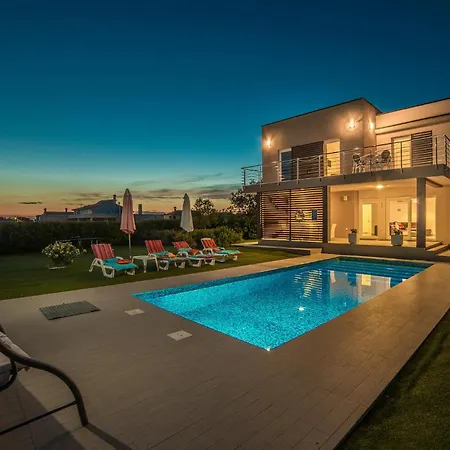 Stefanja Holiday home
