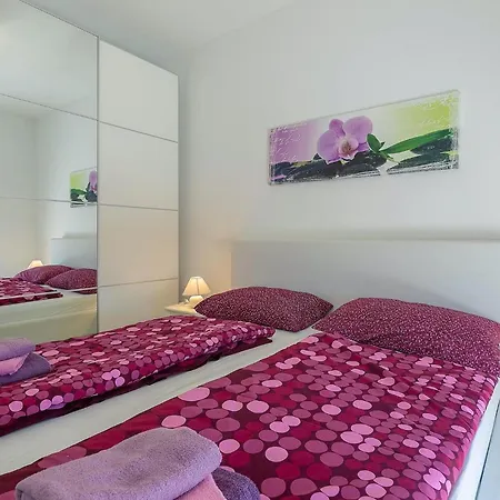 Stefanja Holiday home